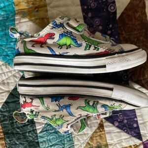 Converse All Stars Dino Pattern